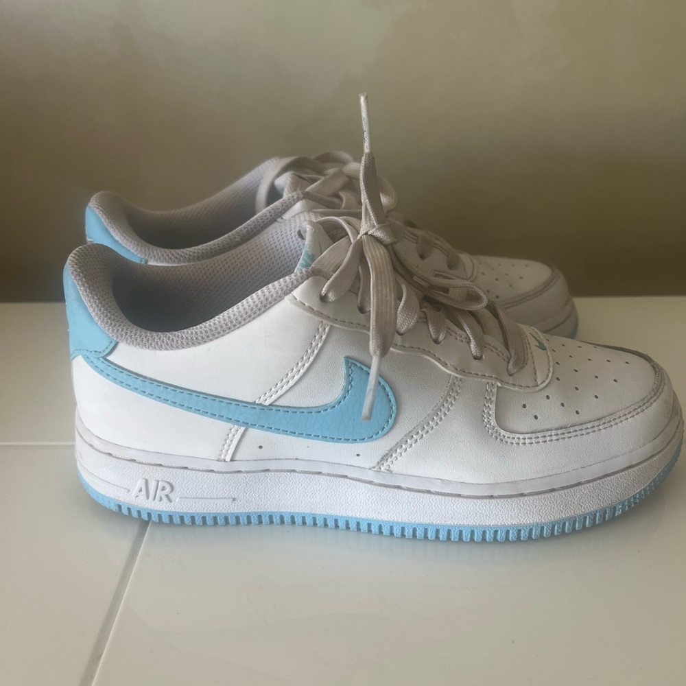 Nike Kids White and Blue Sneakers